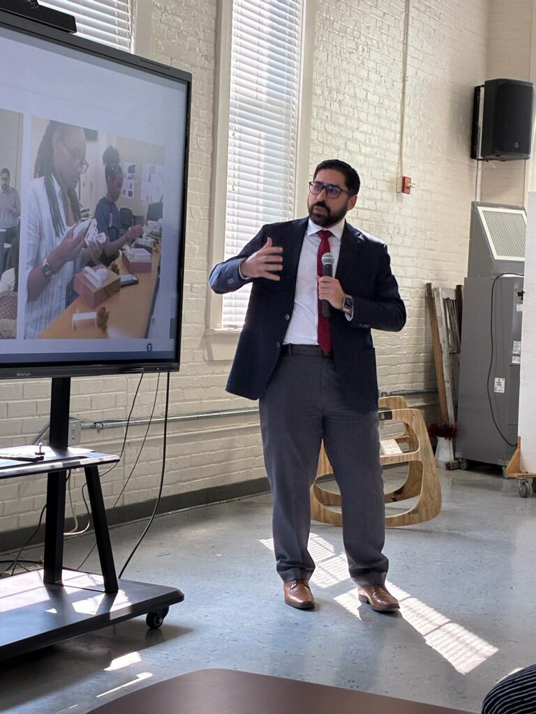 Dr. Mostafa Alani