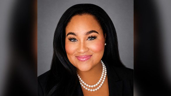 headshot of Dr. MiSchelle Edwards