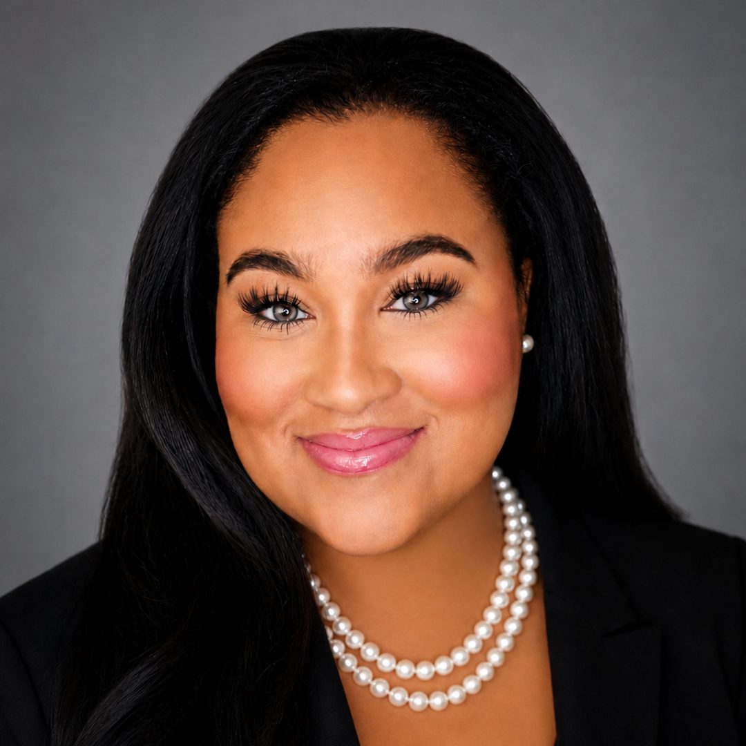 headshot of Dr. MiSchelle Edwards
