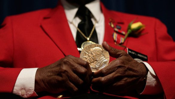 Tuskegee Airman Major Anderson receives a Congressional Gold Medal (November 2013).