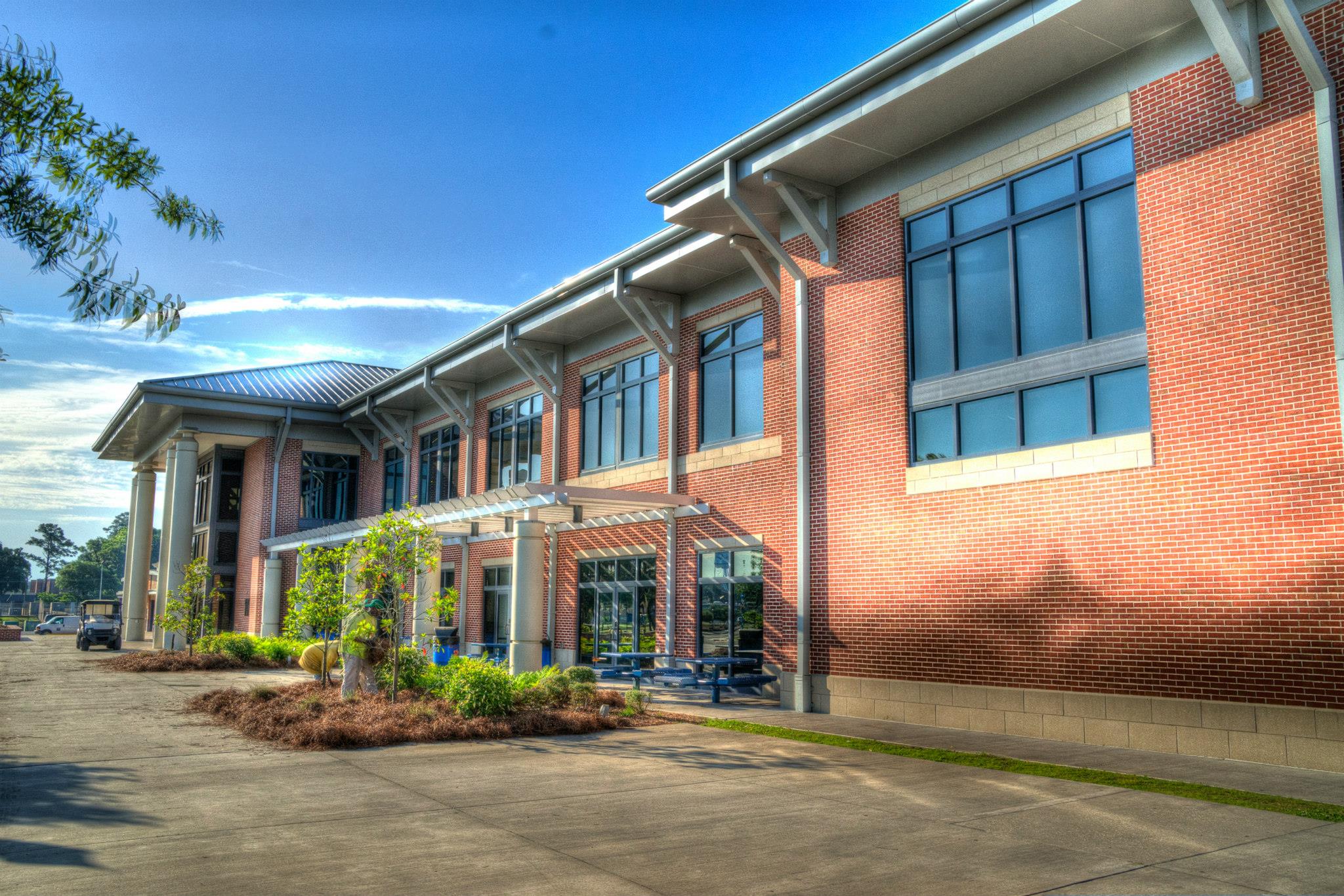 exterior photo of Savannah State Student Union building