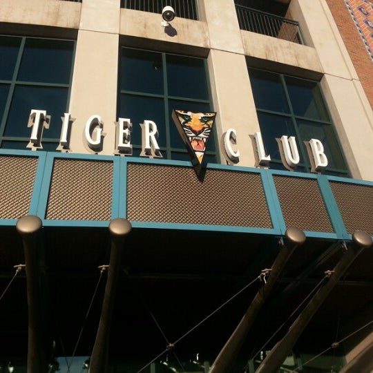 Tiger Club entrance photo